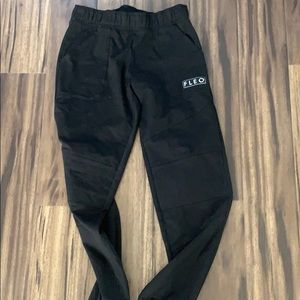 Fleo Joggers